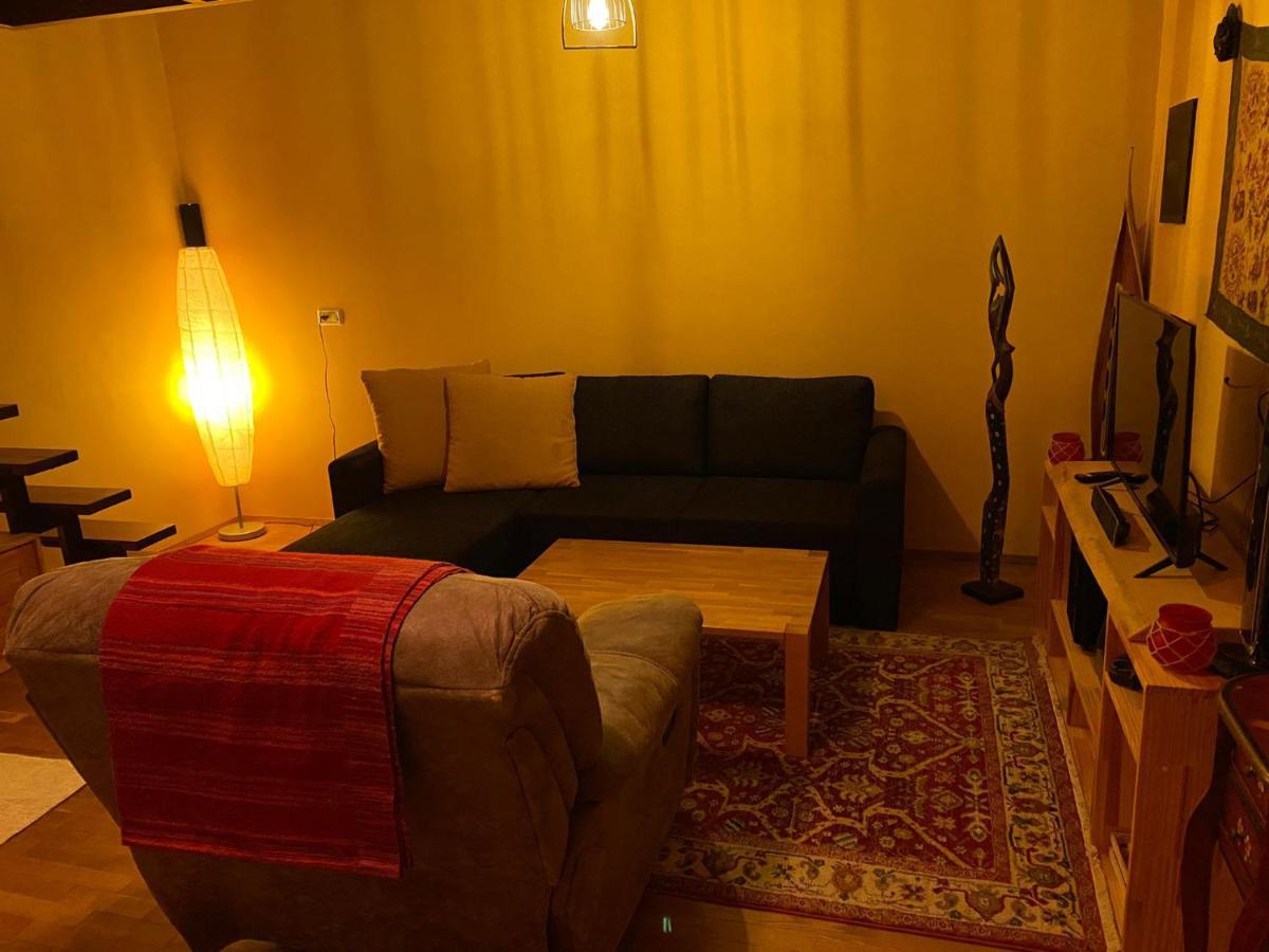 Wood Zimmer Majdal Shams Exterior photo